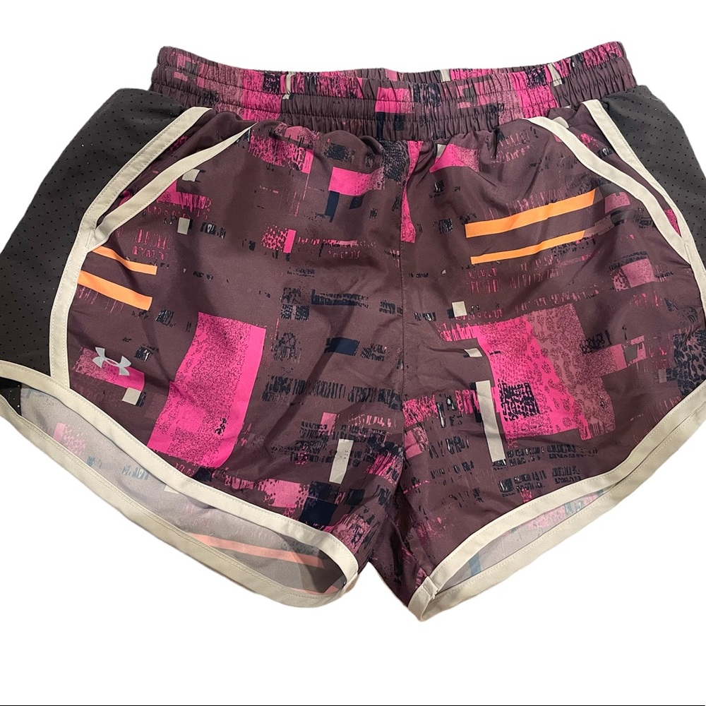 Running shorts